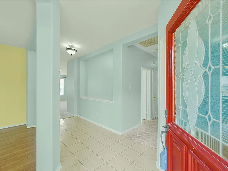 18022 Oak Orchard Ln — Photo 3