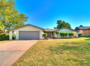 5953 Seminole Rd, Warr Acres, OK 73132