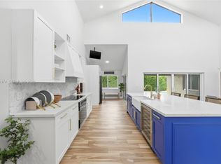 19920 NW 9th Dr #0, Hollywood, FL 33029