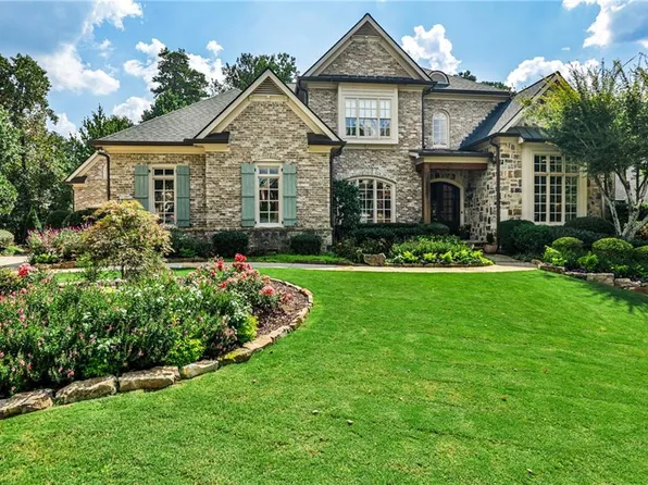 750 Glengate Pl, Sandy Springs, GA 30328