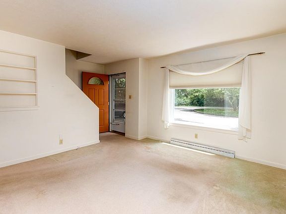 2nd image of 2433 Inglewood Ct