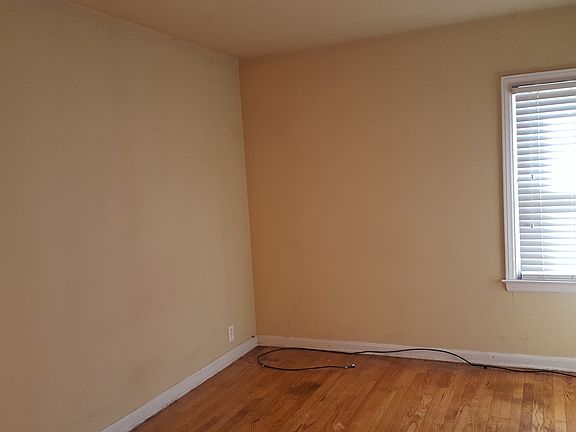 2nd image of 21604 Gaukler St