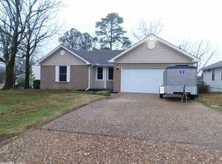 4112 Sugar Maple Ln, Little Rock, AR 72223