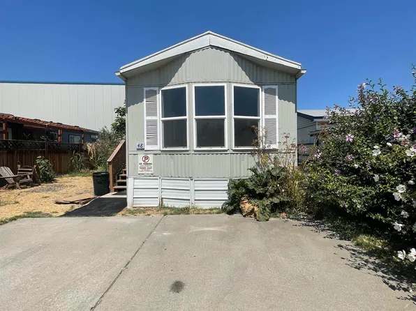 325 S 5th St Trailer 48, Sunnyside, WA 98944