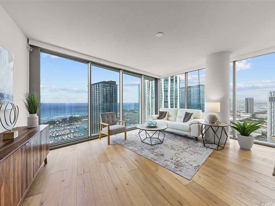 1st image of 1001 Queen St #3101
