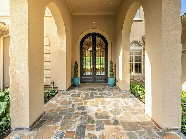 28427 Woodsons Lake Dr, Spring, TX 77386