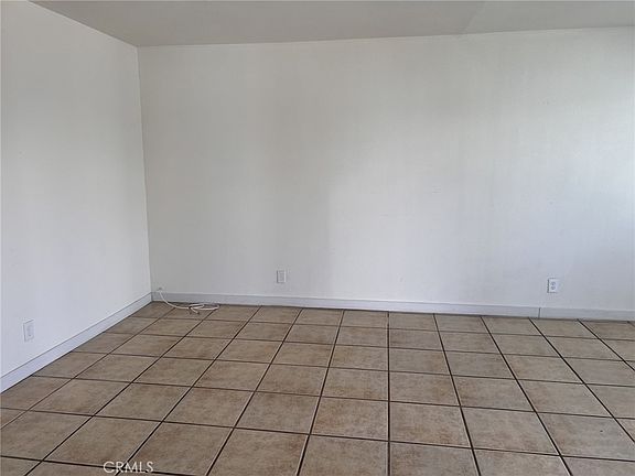 4th image of 516 Diamond St APT D