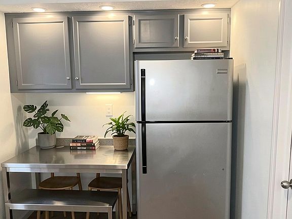 5th image of 32 Wilfred Road