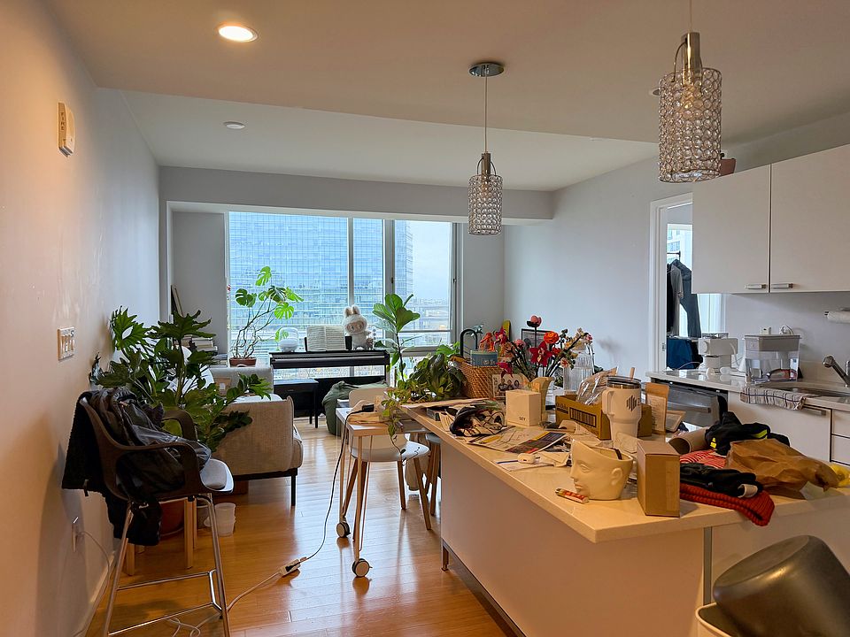 1st image of 2 Earhart St #817A