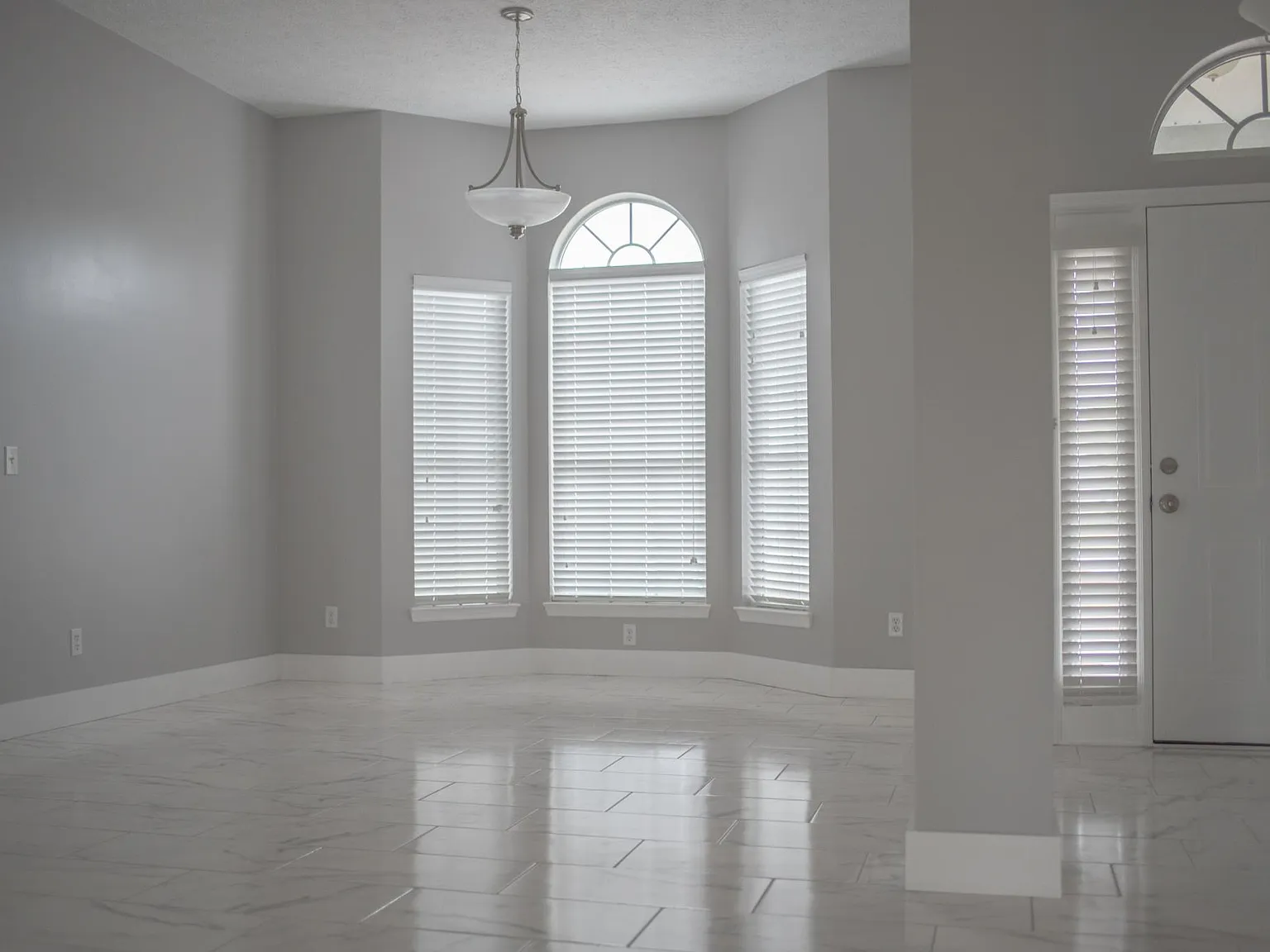 3 bed, 1646 sqft, $2,500 — Photo 4