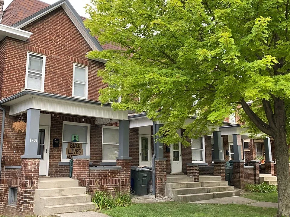 1701-1707 N Summit St