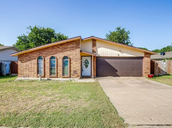 1409 Whittenburg Dr, Fort Worth, TX 76134