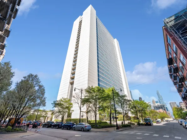 500 W Superior St Unit 1309, Chicago, IL 60654