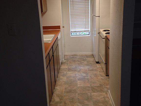3rd image of 7431 Holly Hill Dr APT 131