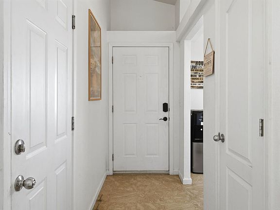 4th image of 712 5th Ave