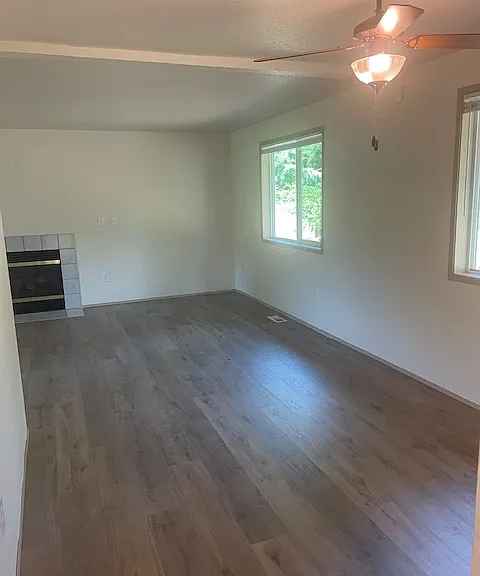 Dining area that flows into the living room.