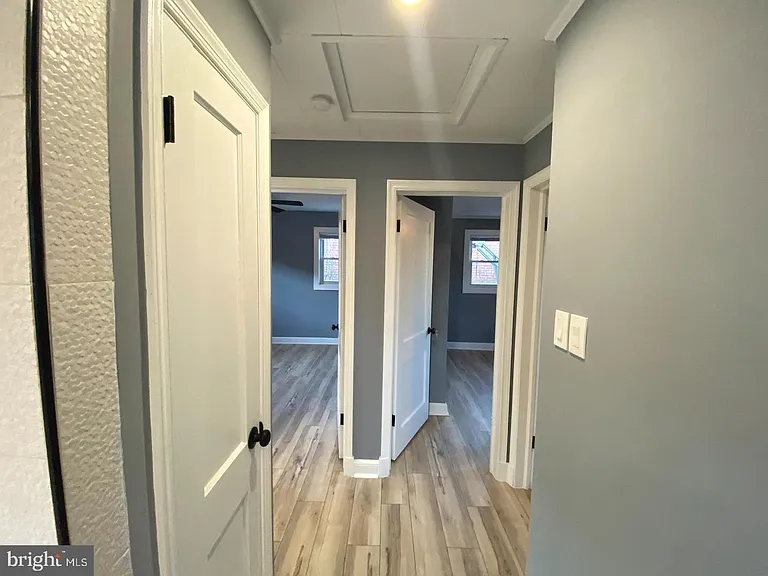 11005 Amherst Ave — Photo 40