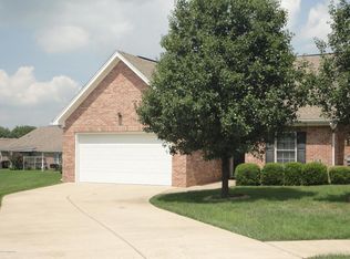 12462 Spring Trace Ct, Louisville, KY 40229