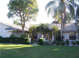 1941 Empress Ct, Naples, FL 34110