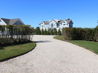 115 Dune Rd, Quogue, NY 11959