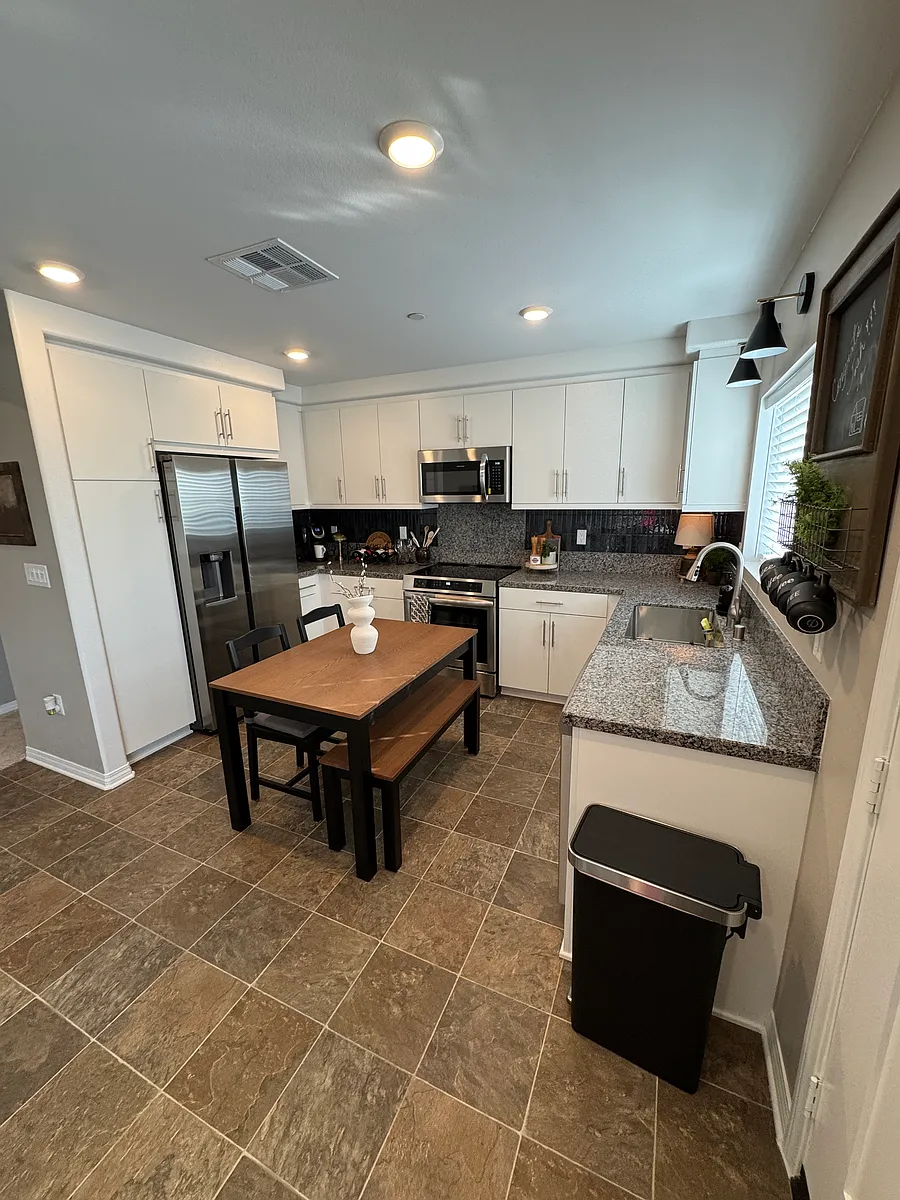 Building Photo - 7439 Fig Grove Ln