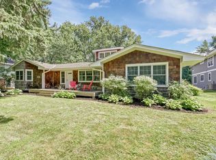 2211 Shoreline Dr, Wayzata, MN 55391