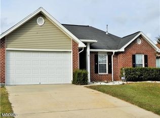 18040 Lake Vista Dr, Gulfport, MS 39503