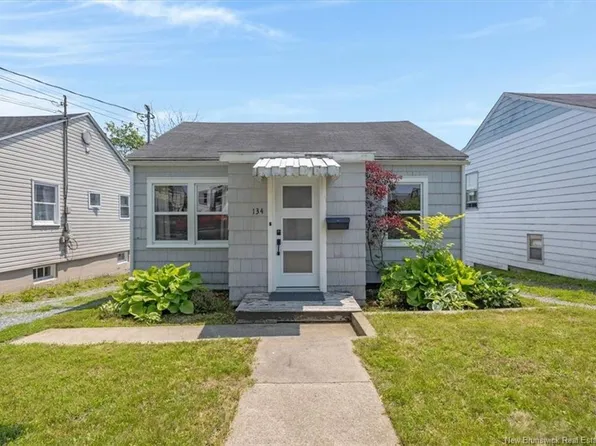 134 Courtenay Ave, Saint John, NB E2J 1N5