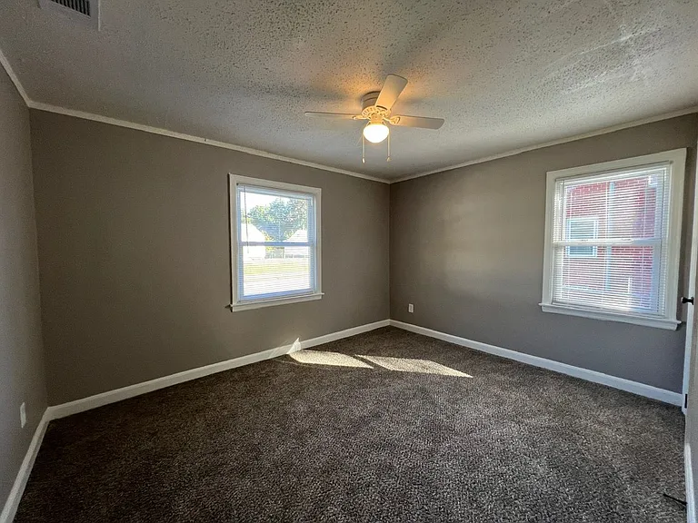 1767 S Wellington St — Photo 8