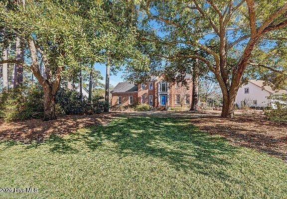 5th image of 609 Sandfiddler Pointe Road