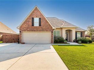 28227 Loiret Ct, Ponchatoula, LA 70454