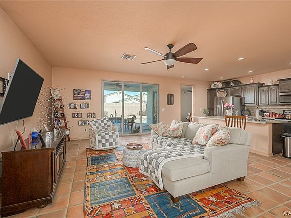 4th image of 2555 E Mayra Street