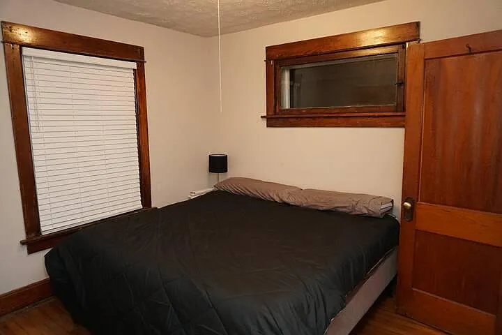 1064 E Rich St — Photo 8