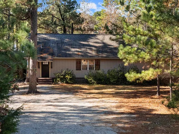 1326 Circle Dr, Beckville, TX 75631