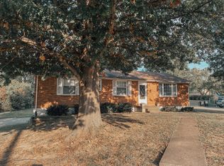 554 Walton Ferry Rd, Hendersonville, TN 37075