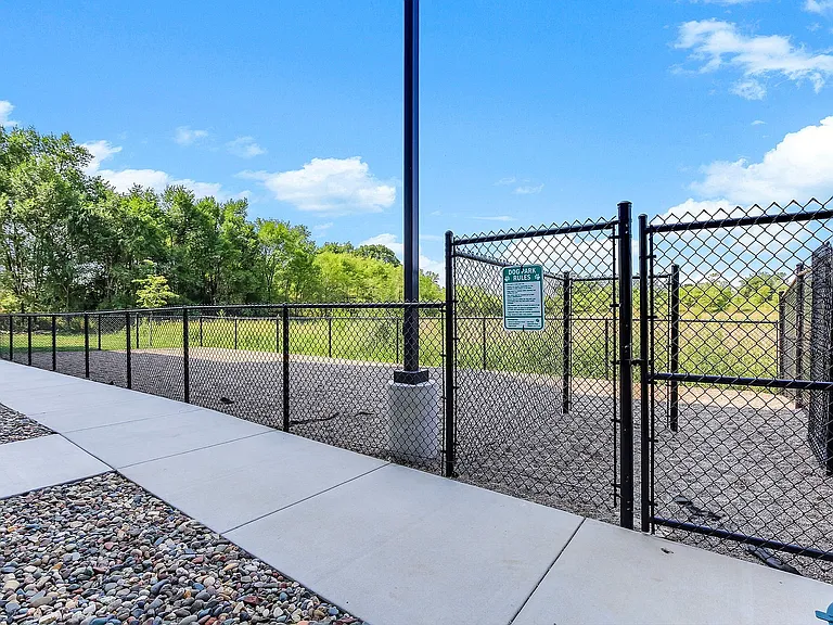 72-web-or-mls-21405-Dushane-Pkwy-72