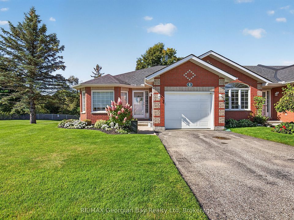 1st image of 90 Thompsons Rd #5
