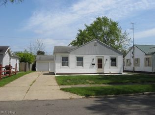 500 Grosvenor Ave NW, Massillon, OH