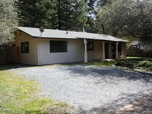 4th image of 930 Woodpecker Ct