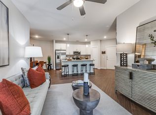Skyline Trinity, Dallas, TX 75208