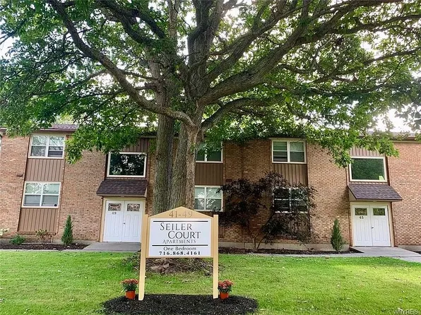 41 Denrose Dr APT 4, Buffalo, NY 14228