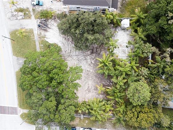 5th image of 5838 Bayou Grande Blvd NE