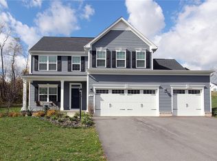 340 Crossing Dr N, Eighty Four, PA 15330
