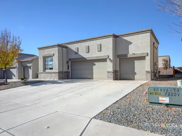 1035 Grace Ct NE, Rio Rancho, NM 87144