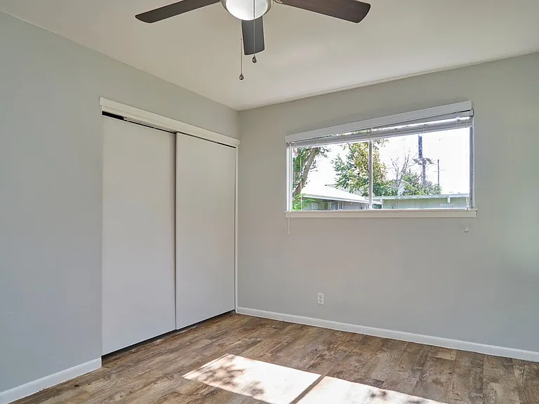 110-122 San Angelo Blvd #118 — Photo 25