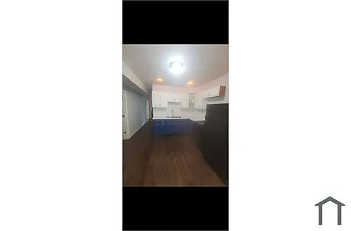 7100 S Rhodes Ave Photo 1