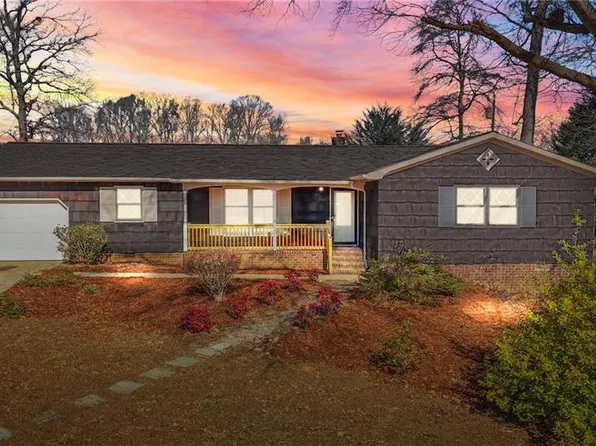 1219 Carlton Ave, Burlington, NC 27217