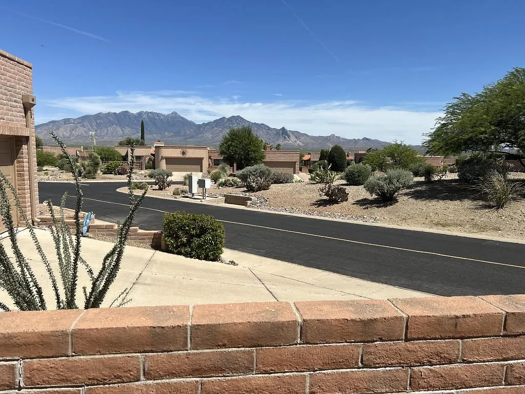 1230 W Camino Del Pato — Photo 1