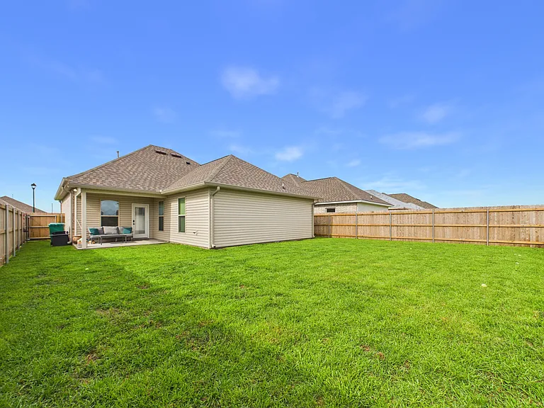 221 Tatum Ln — Photo 22