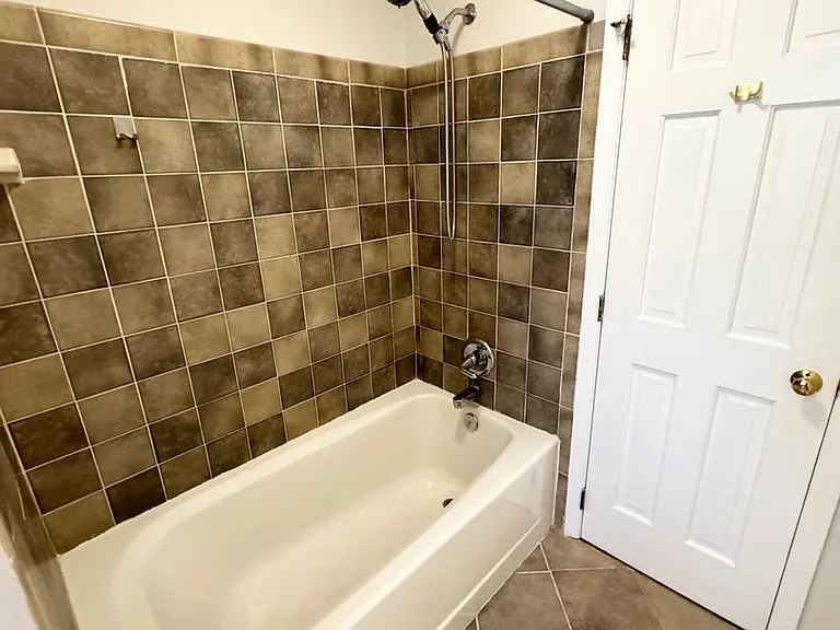 1319 Dylan Heath Ct — Photo 22